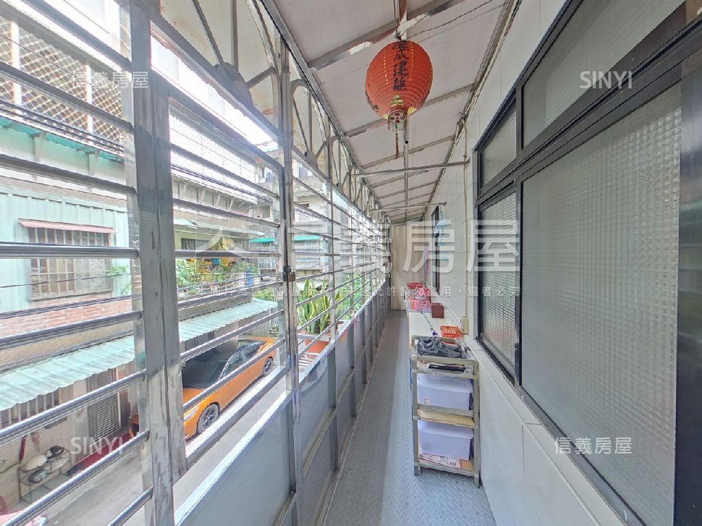 江子翠捷運靜巷邊間二樓房屋室內格局與周邊環境