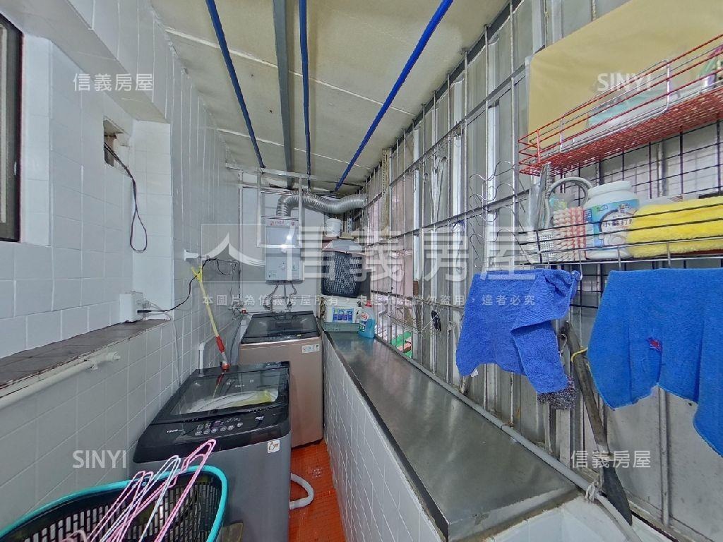 江子翠捷運靜巷邊間二樓房屋室內格局與周邊環境
