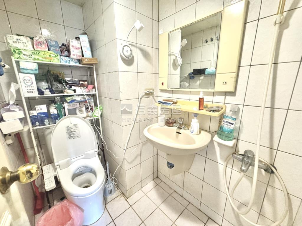 品值寶鎮高樓景觀裝潢三房房屋室內格局與周邊環境