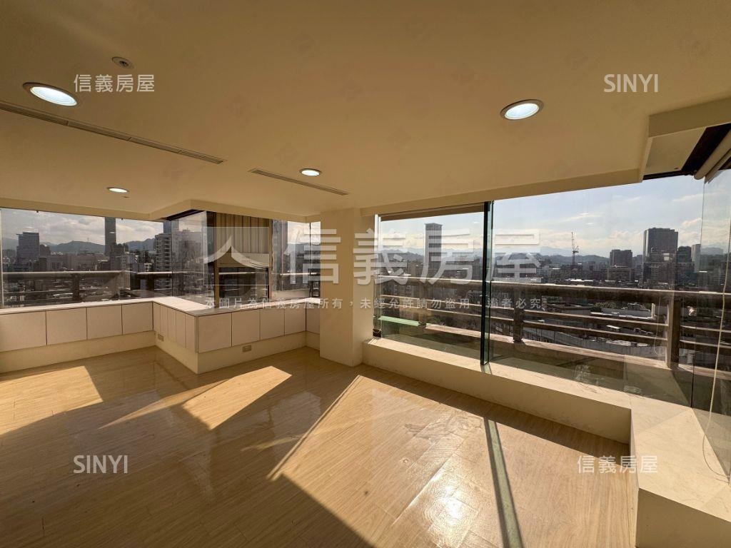 東區忠孝敦化安敦國際大樓房屋室內格局與周邊環境