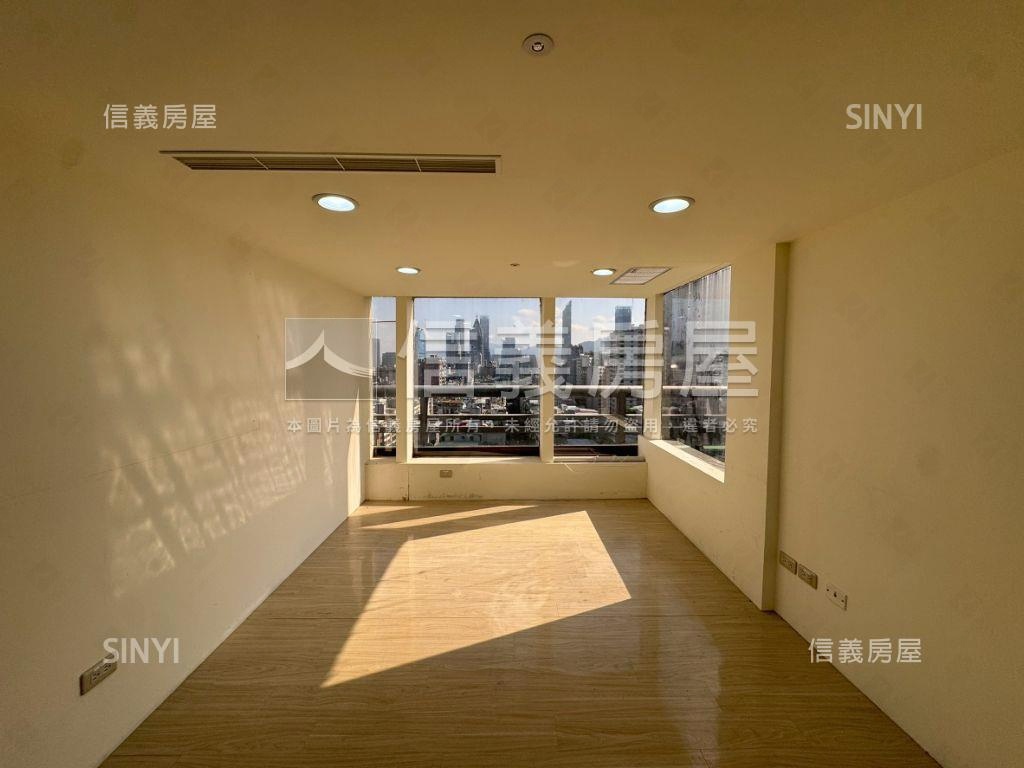東區忠孝敦化安敦國際大樓房屋室內格局與周邊環境