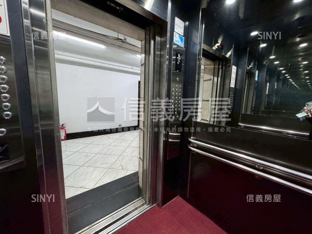 東區忠孝敦化安敦國際大樓房屋室內格局與周邊環境