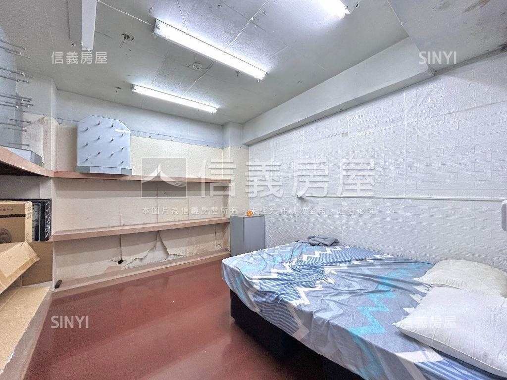 【大面寬】近八期店面房屋室內格局與周邊環境