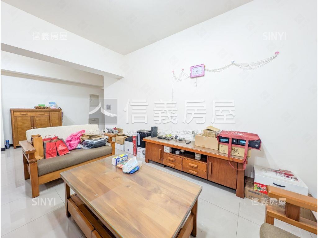 樂捷市三房平面車位房屋室內格局與周邊環境