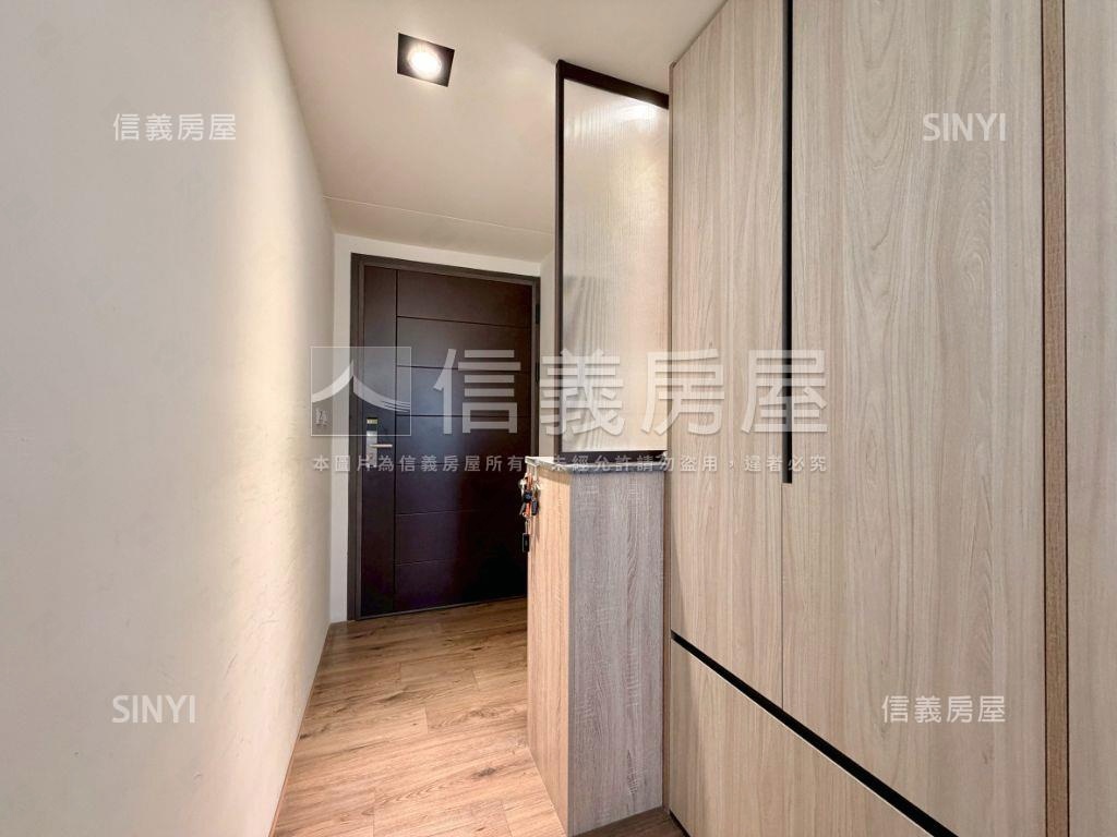 創研逸品精裝露臺戶平車位房屋室內格局與周邊環境