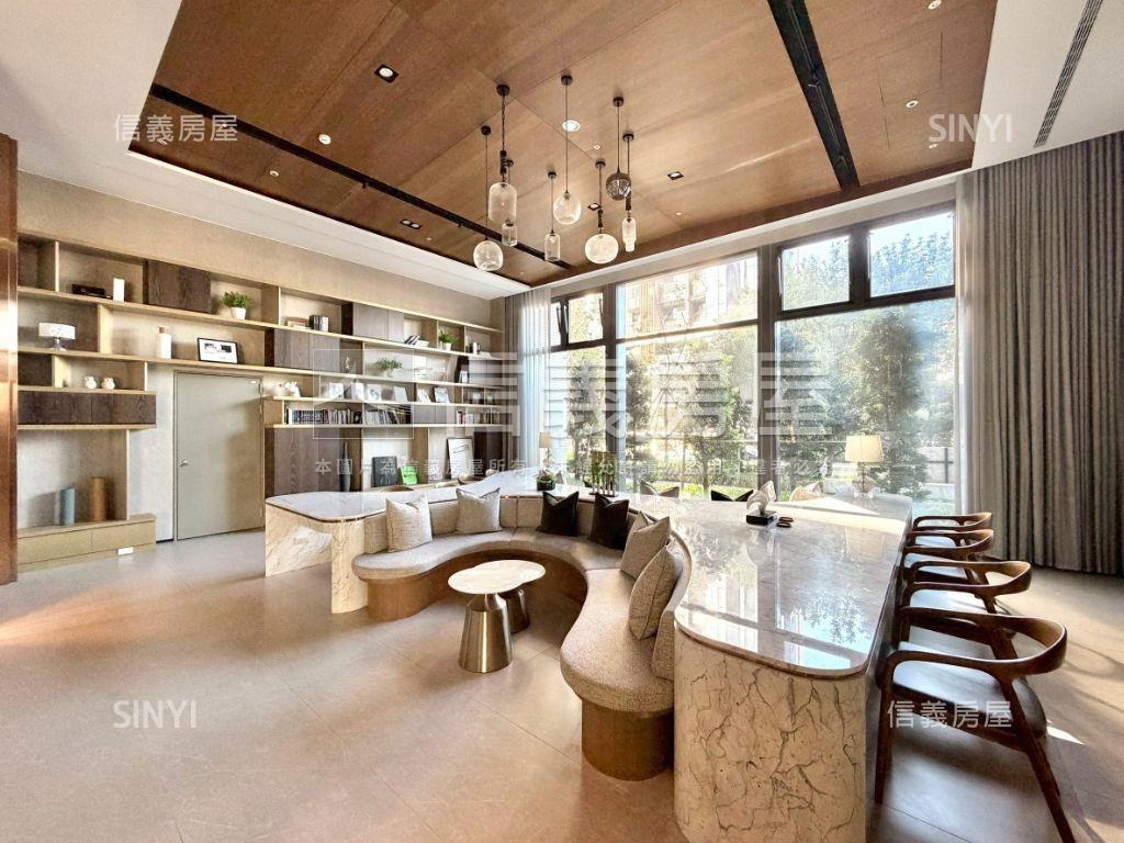 創研逸品精裝露臺戶平車位房屋室內格局與周邊環境