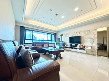 鋼骨地標新埔捷運四房車位