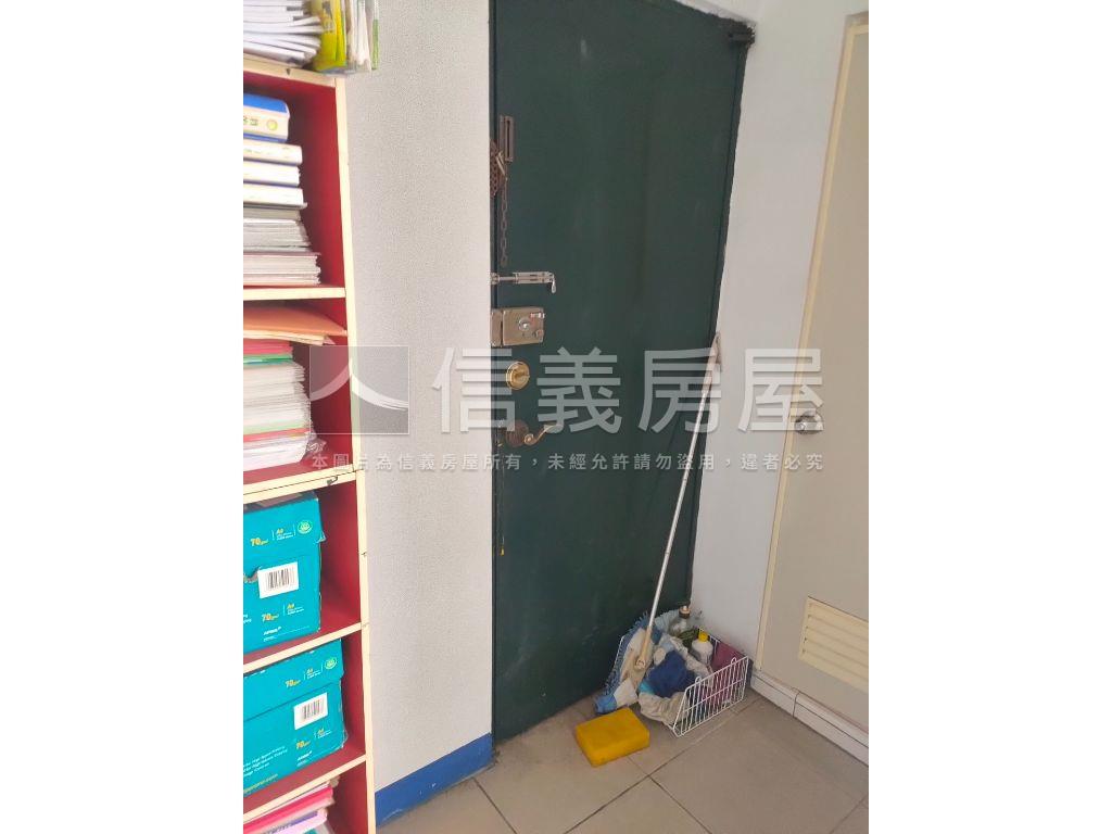 左營寵物客棧精美樓店房屋室內格局與周邊環境