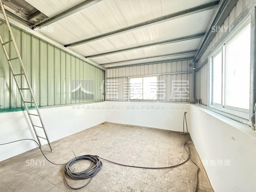 超Ａ兩面臨街三角窗美透天房屋室內格局與周邊環境