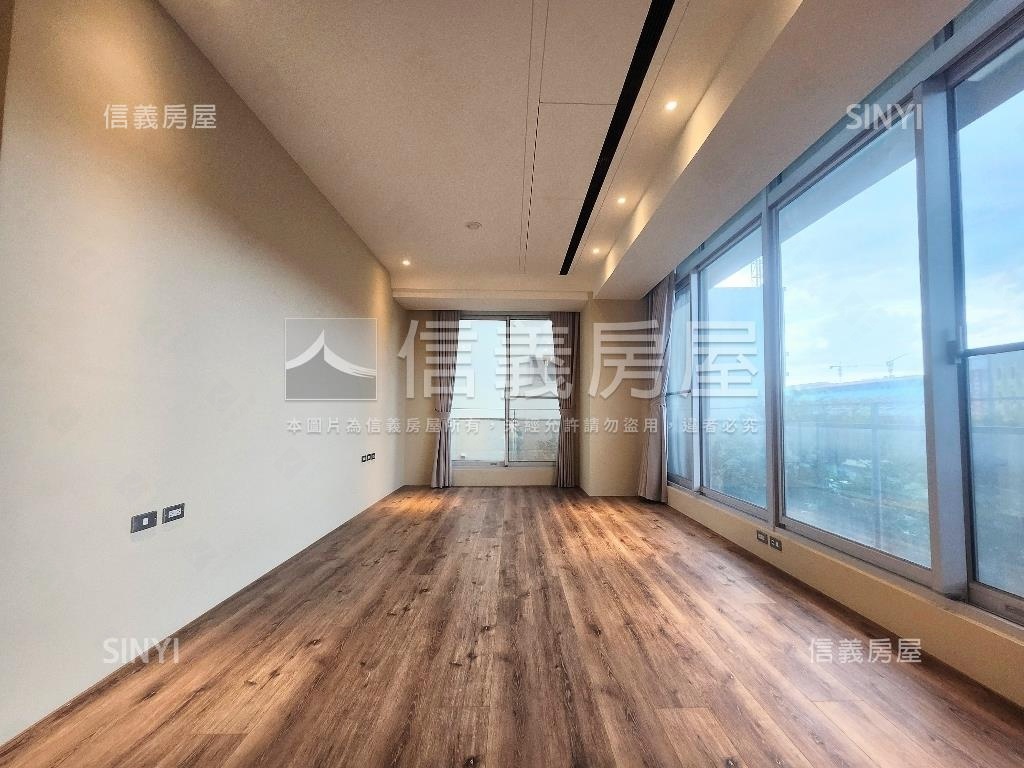 府都東區未住質感豪邸雙車房屋室內格局與周邊環境