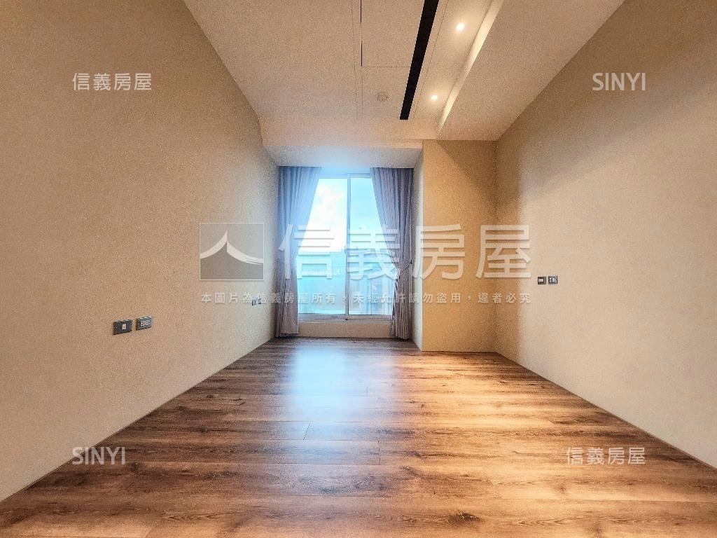 府都東區未住質感豪邸雙車房屋室內格局與周邊環境
