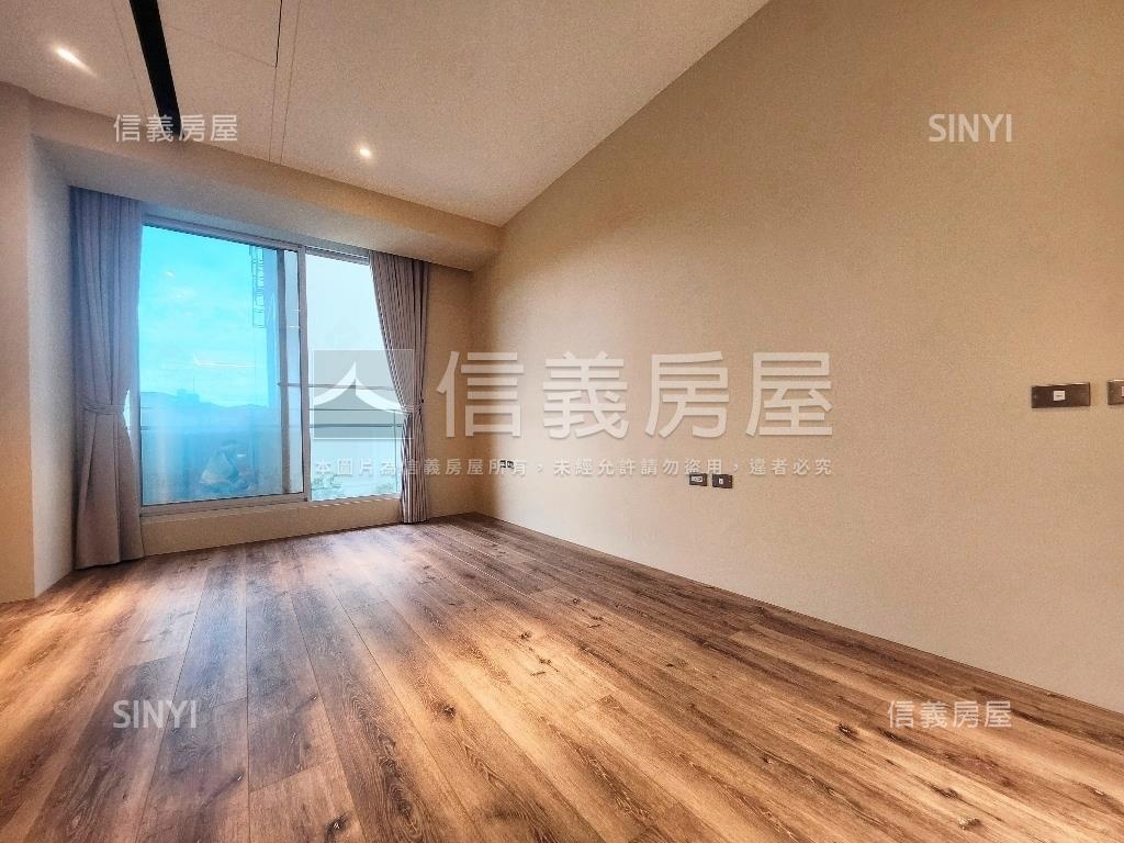 府都東區未住質感豪邸雙車房屋室內格局與周邊環境