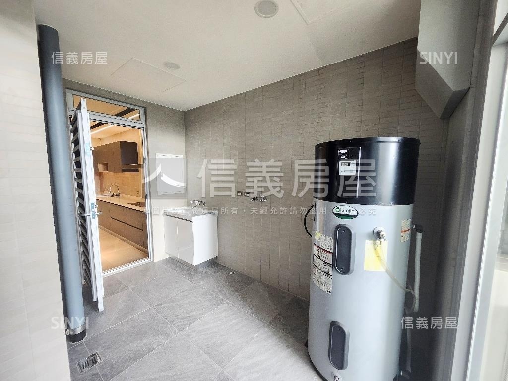 府都東區未住質感豪邸雙車房屋室內格局與周邊環境