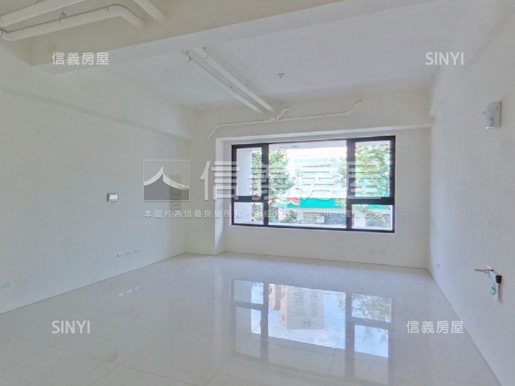 世紀官邸店面房屋室內格局與周邊環境