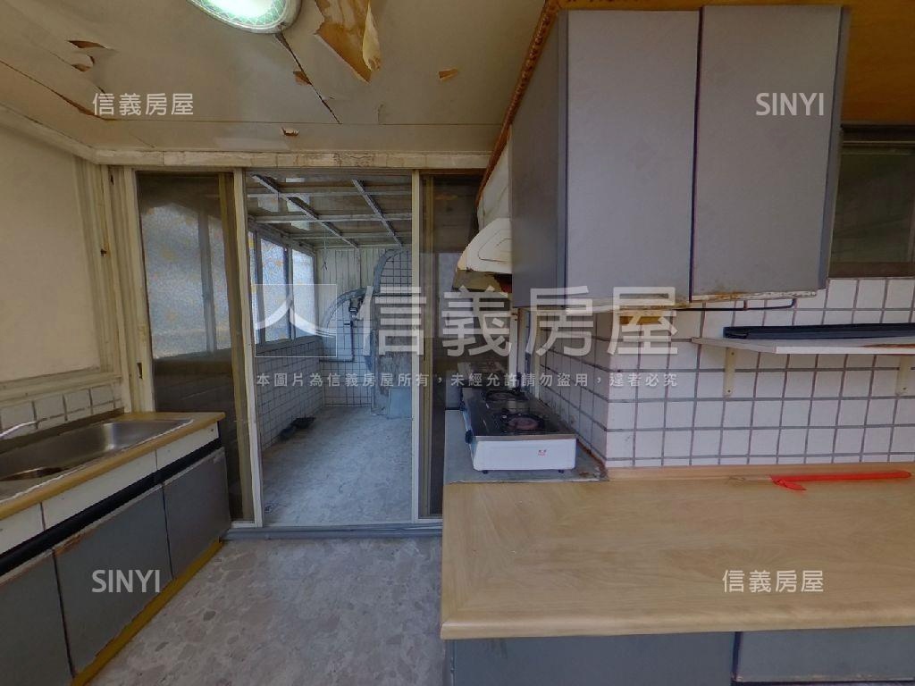 東湖國中旁樂活電梯三房房屋室內格局與周邊環境