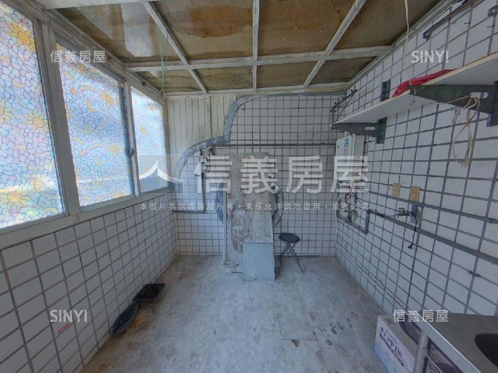 東湖國中旁樂活電梯三房房屋室內格局與周邊環境
