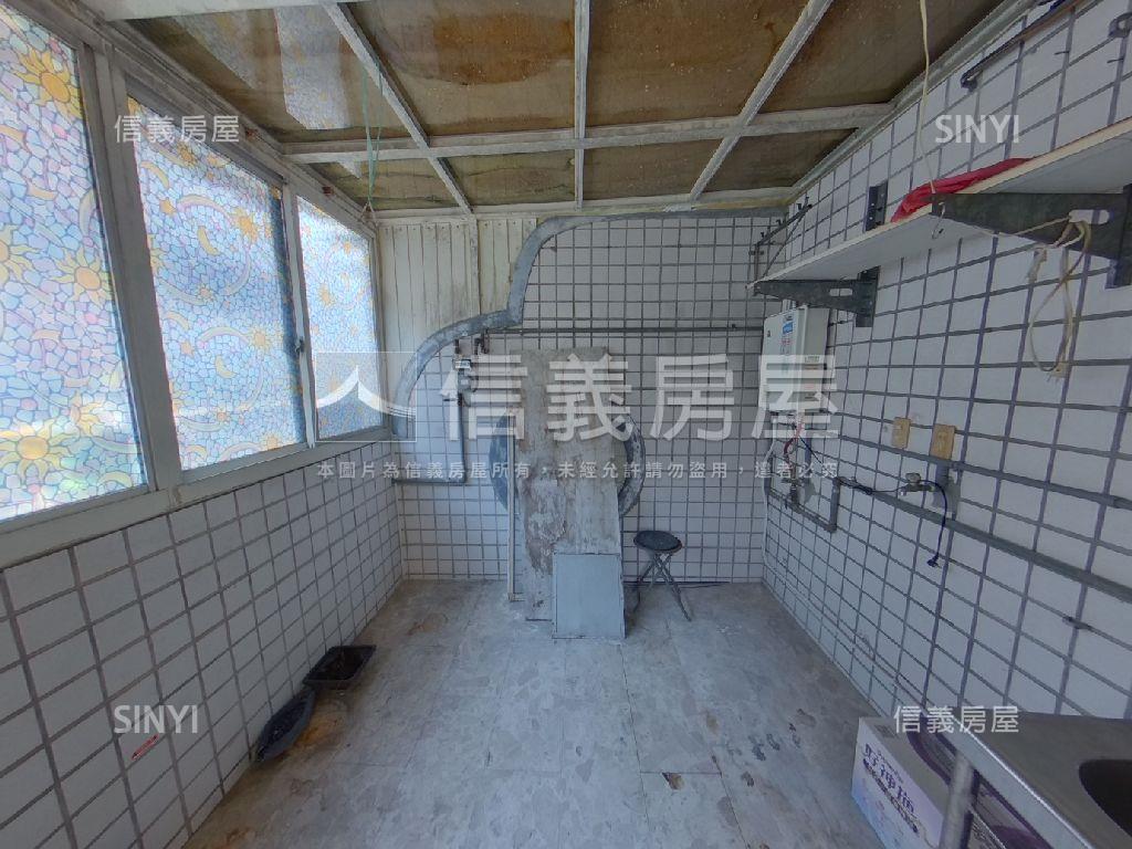 東湖國中旁樂活電梯三房房屋室內格局與周邊環境