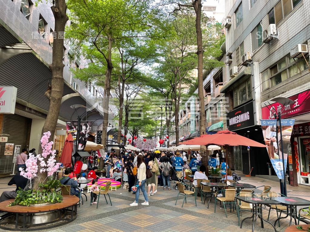 精明商圈稀有角店房屋室內格局與周邊環境