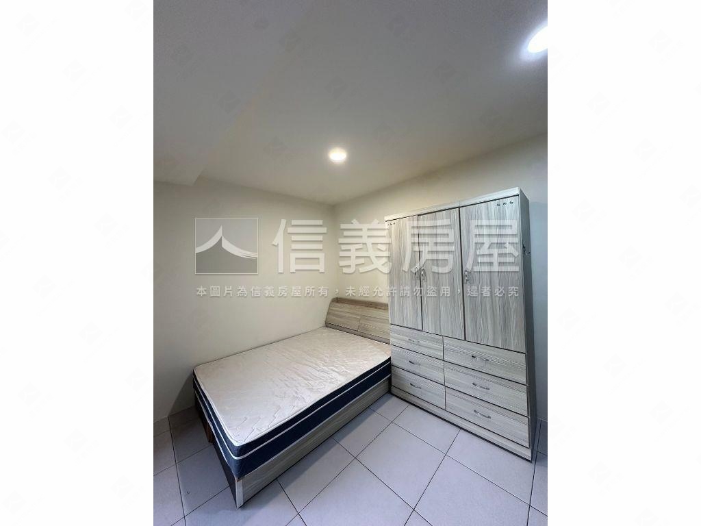 精明商圈稀有角店房屋室內格局與周邊環境