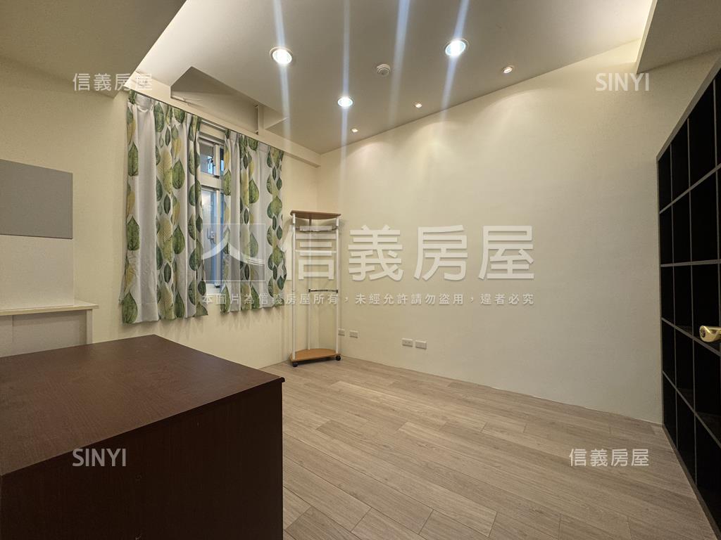 專任德安綠景邊間採光三房房屋室內格局與周邊環境