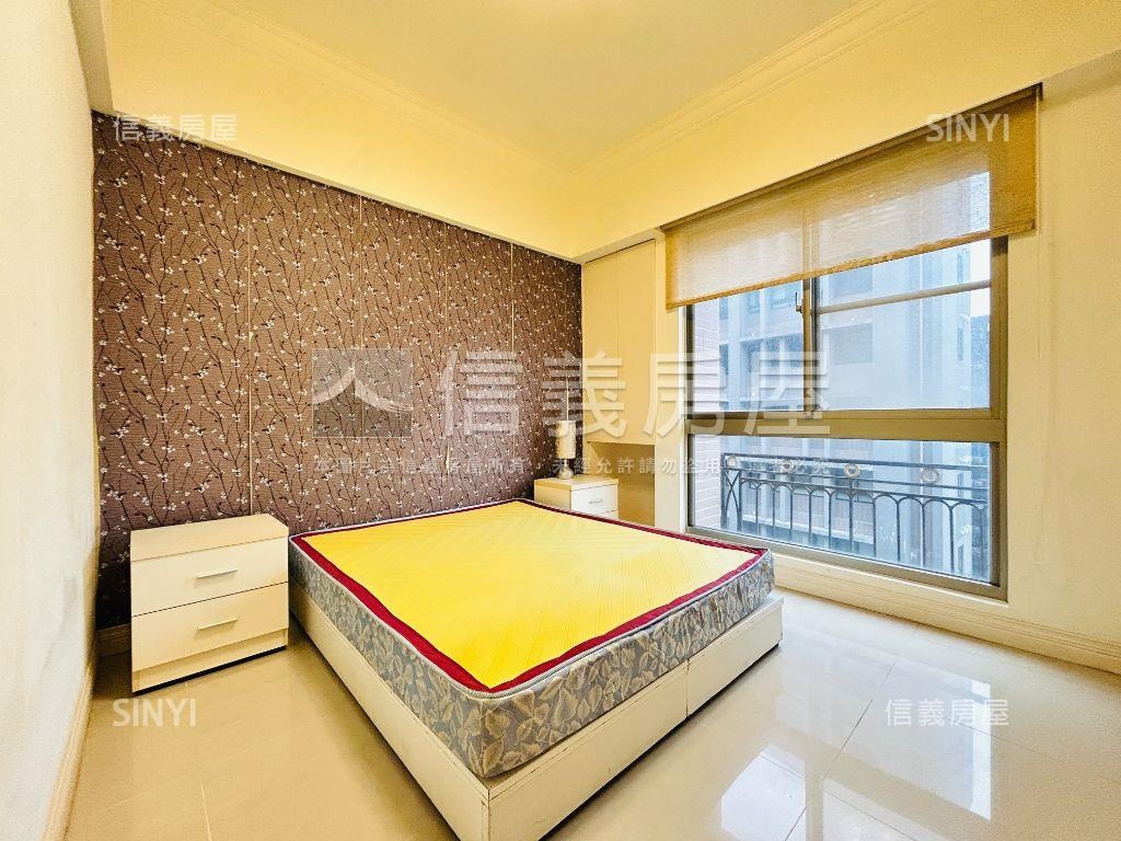 豪斯登堡蛋黃區大四房房屋室內格局與周邊環境