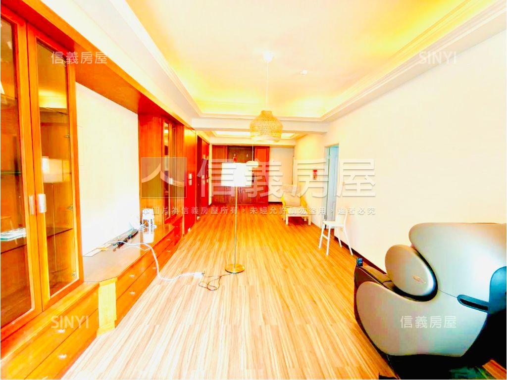 湯泉櫻花靜巷四房車位房屋室內格局與周邊環境