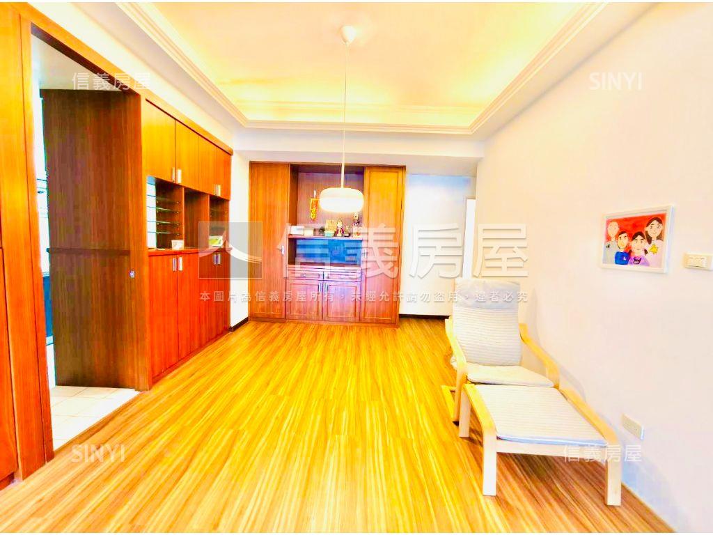 湯泉櫻花靜巷四房車位房屋室內格局與周邊環境