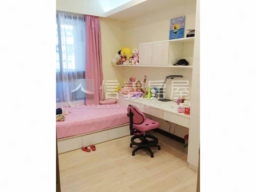 店長推薦園頂面中庭大戶房屋室內格局與周邊環境