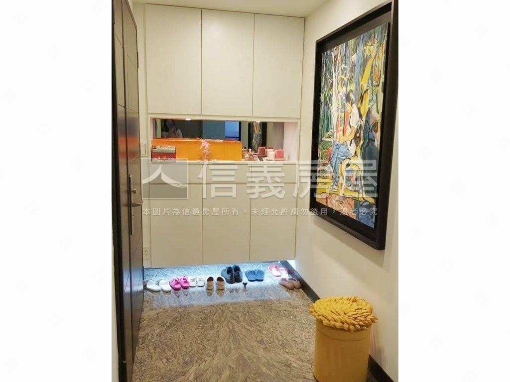 店長推薦園頂面中庭大戶房屋室內格局與周邊環境