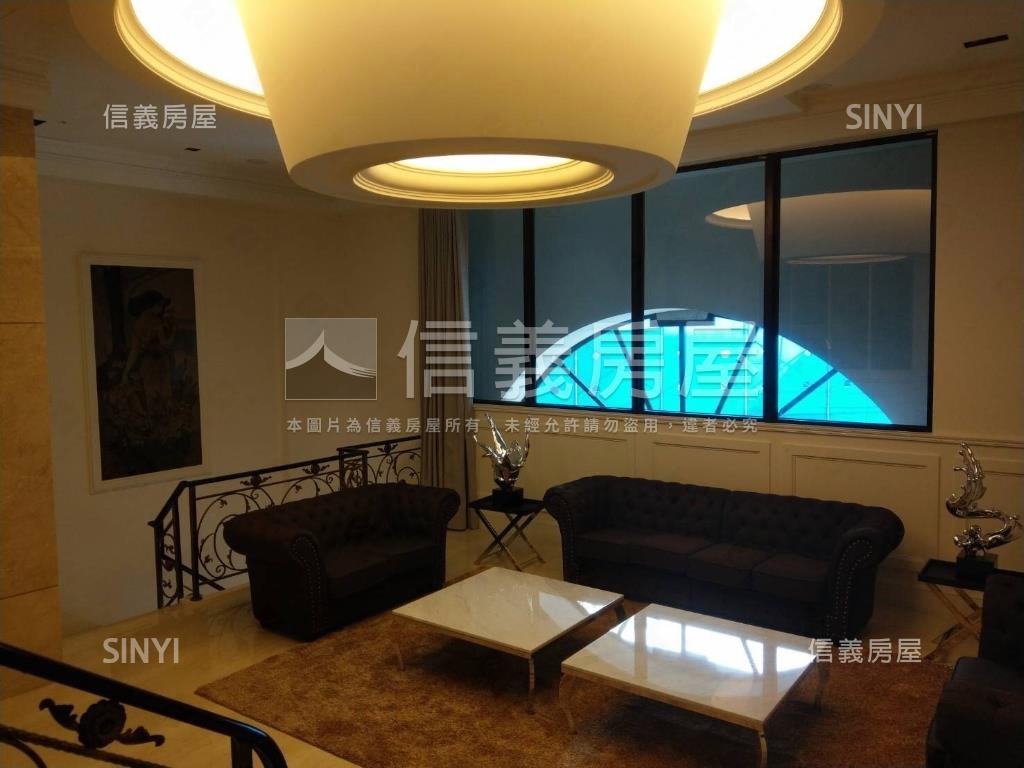 店長推薦園頂面中庭大戶房屋室內格局與周邊環境