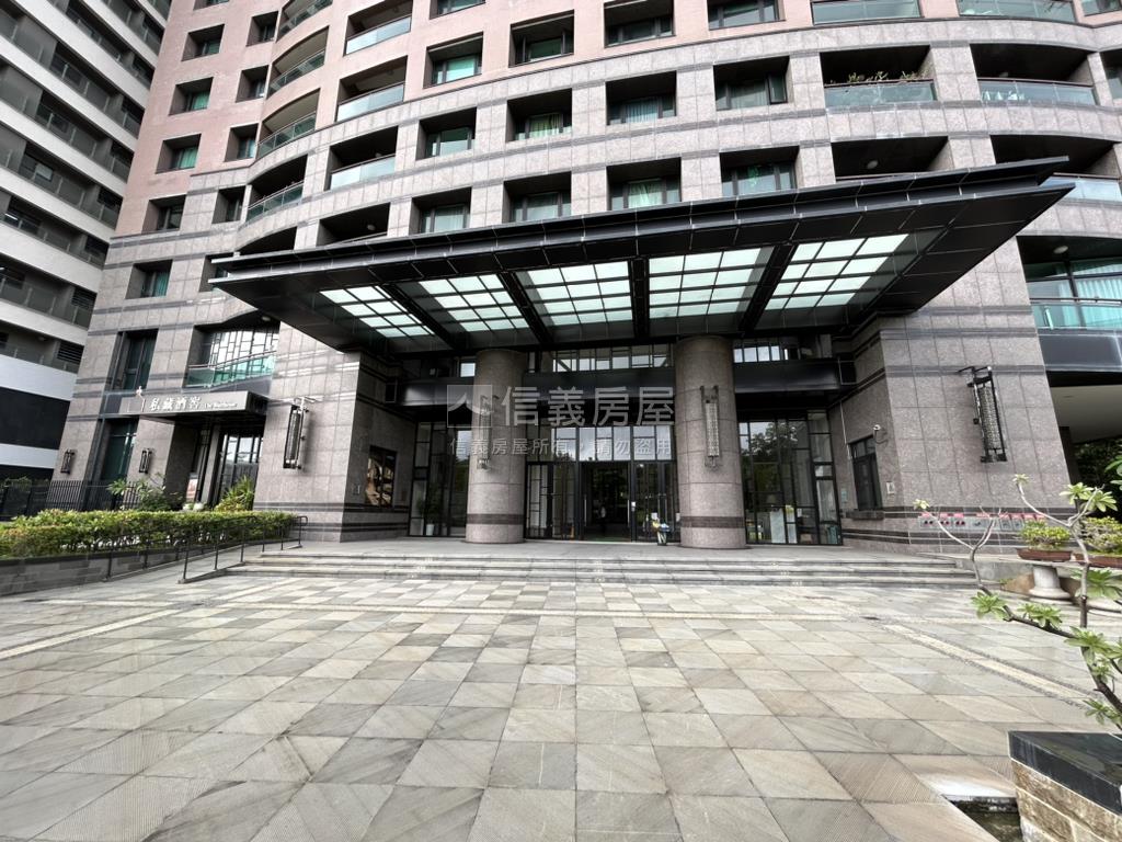 面美術館鼎宇園邸Ｂ房屋室內格局與周邊環境