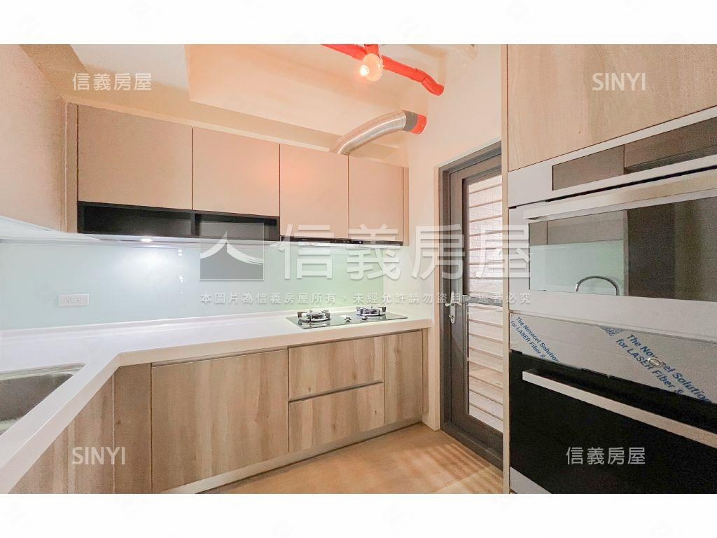６９６２高樓雙平面車位房屋室內格局與周邊環境