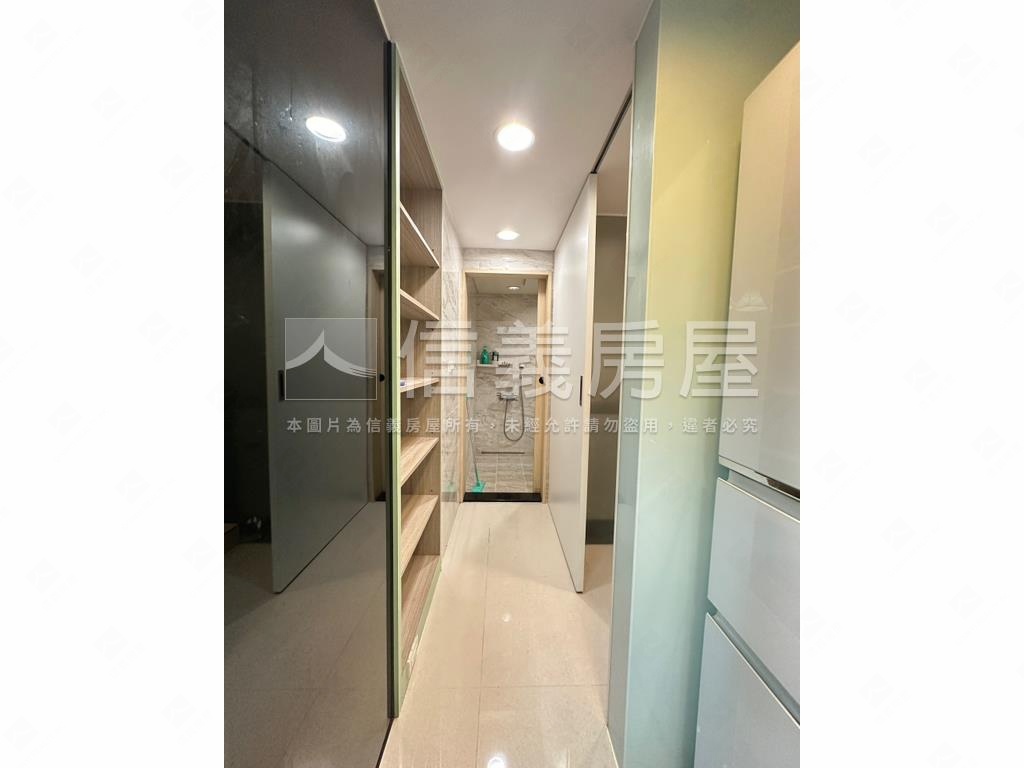 近捷運稀有靜巷邊間一樓房屋室內格局與周邊環境