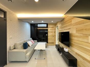 近捷運稀有靜巷邊間一樓