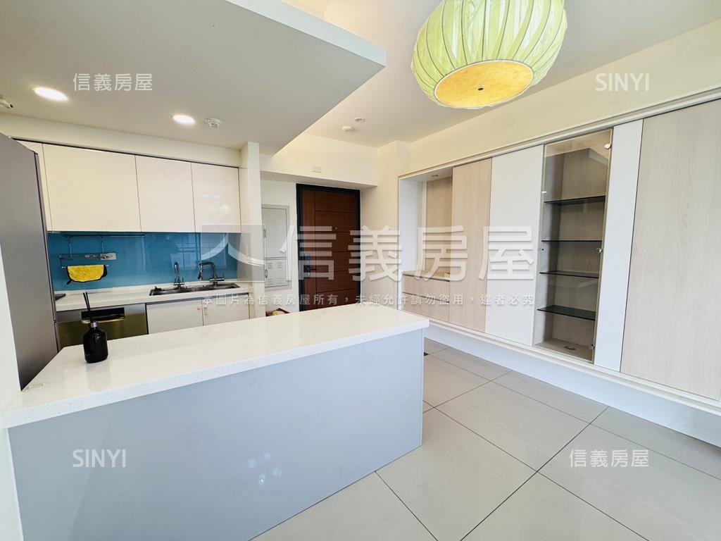 仁發香榭３房美裝潢平車房屋室內格局與周邊環境