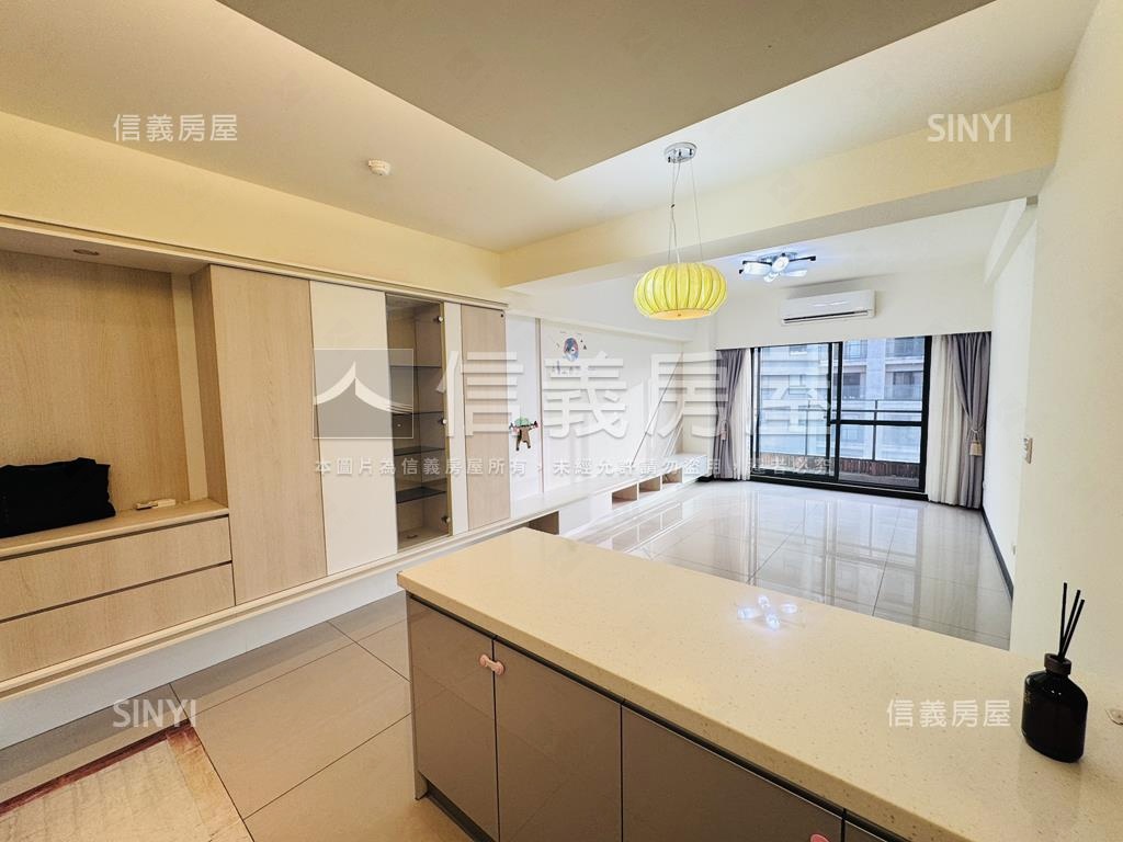 仁發香榭３房美裝潢平車房屋室內格局與周邊環境