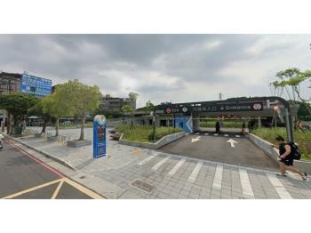 中和公寓公園旁