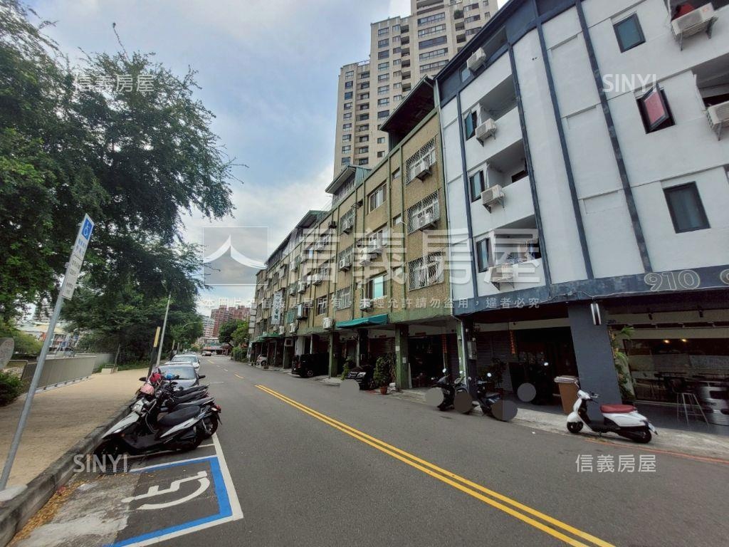 國美館㊣五權西二街透天房屋室內格局與周邊環境