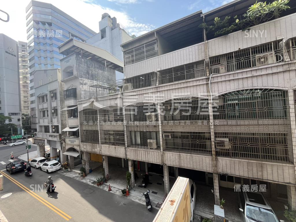 太原車站北區稀有大套房房屋室內格局與周邊環境