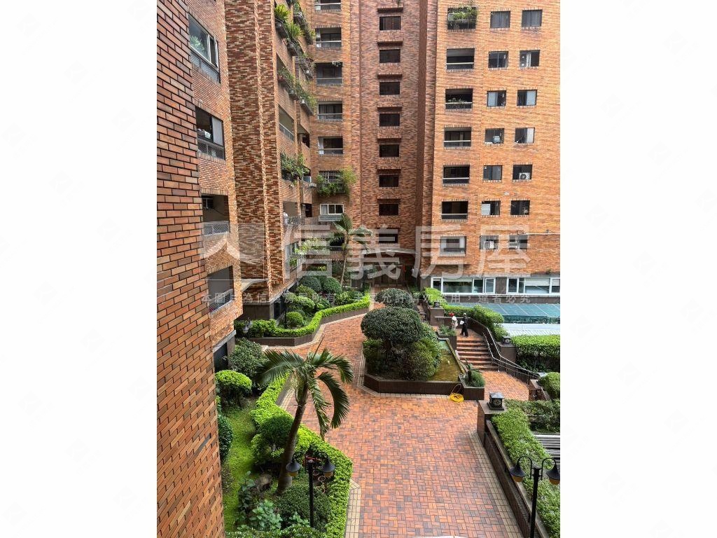 稀有整層福里花園釋出房屋室內格局與周邊環境