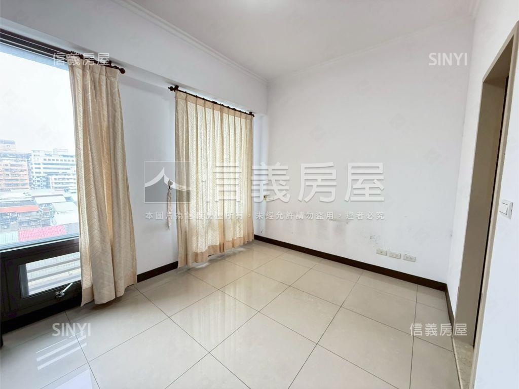 中央公園稀有絕美典藏三房房屋室內格局與周邊環境