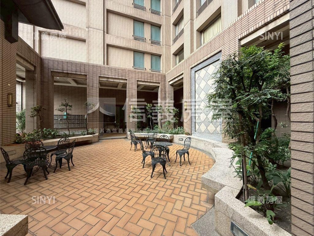 中央公園稀有絕美典藏三房房屋室內格局與周邊環境