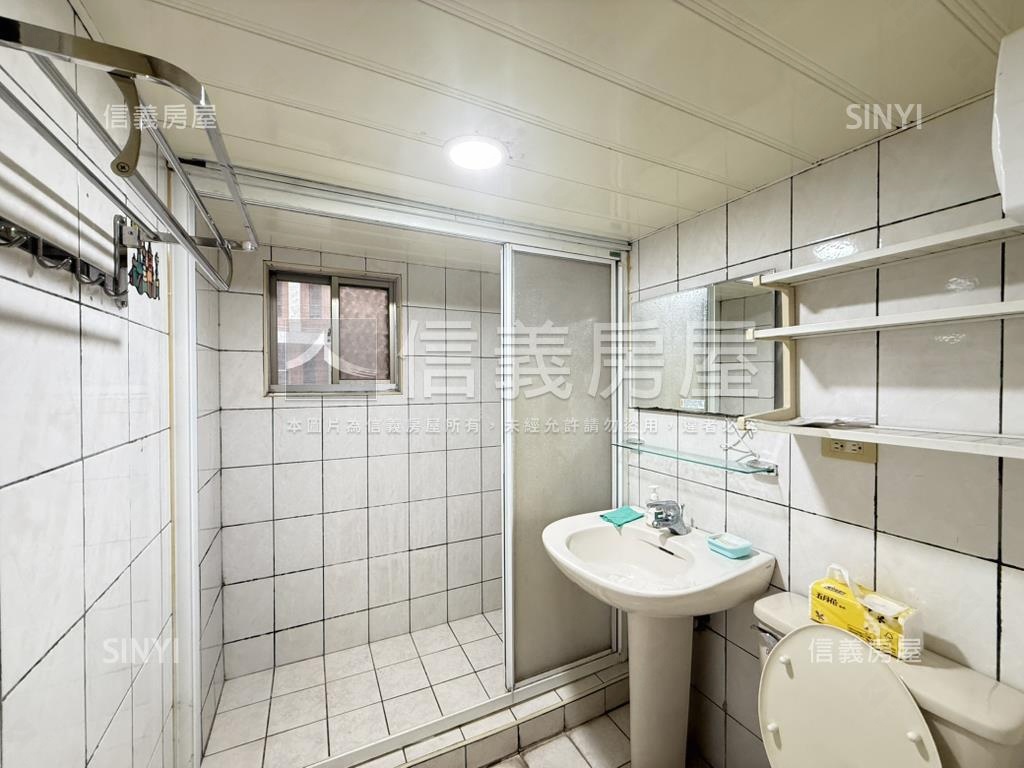 匠心☆新店高鮮屋挑高美屋房屋室內格局與周邊環境