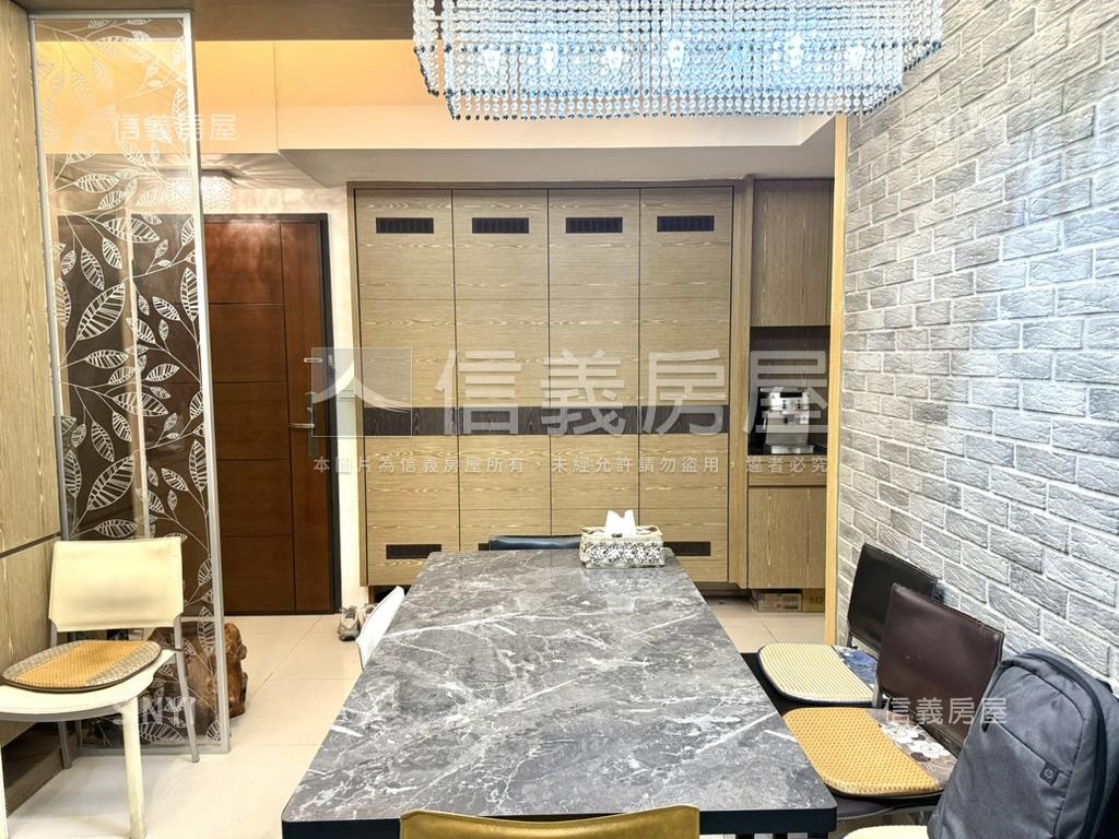 景平站｜雙捷金鑽三房車位房屋室內格局與周邊環境