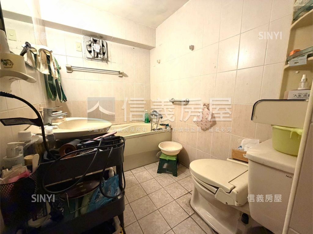 成功國宅買房服務費１％房屋室內格局與周邊環境