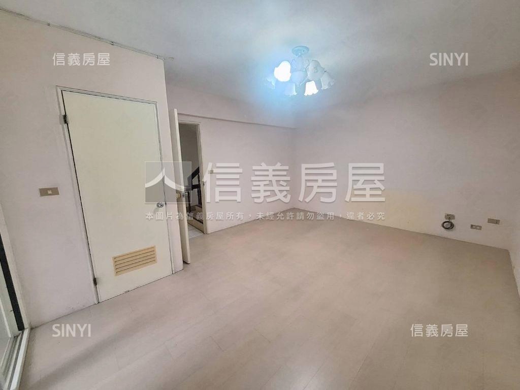 忠福有車位透天稀有釋出房屋室內格局與周邊環境