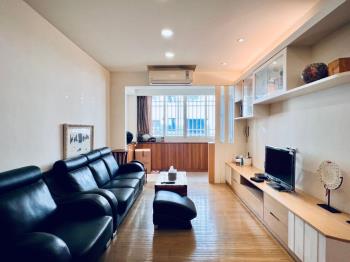 忠誠公園方正三樓