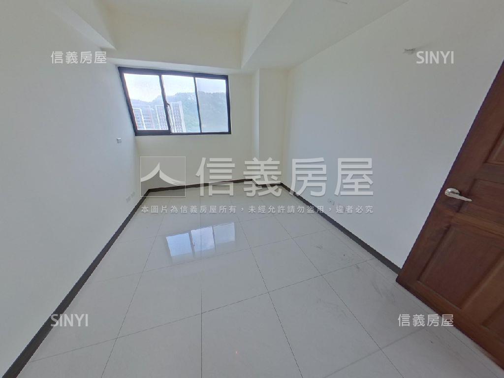 鴻觀景觀大四房車位房屋室內格局與周邊環境