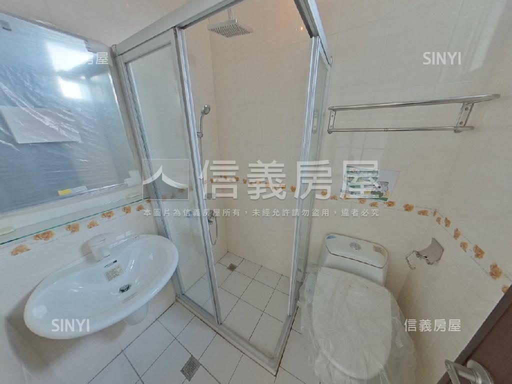 鴻觀景觀大四房車位房屋室內格局與周邊環境