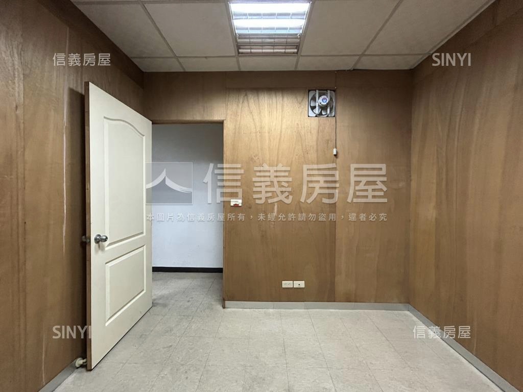 竹東長春路三段大地坪透店房屋室內格局與周邊環境